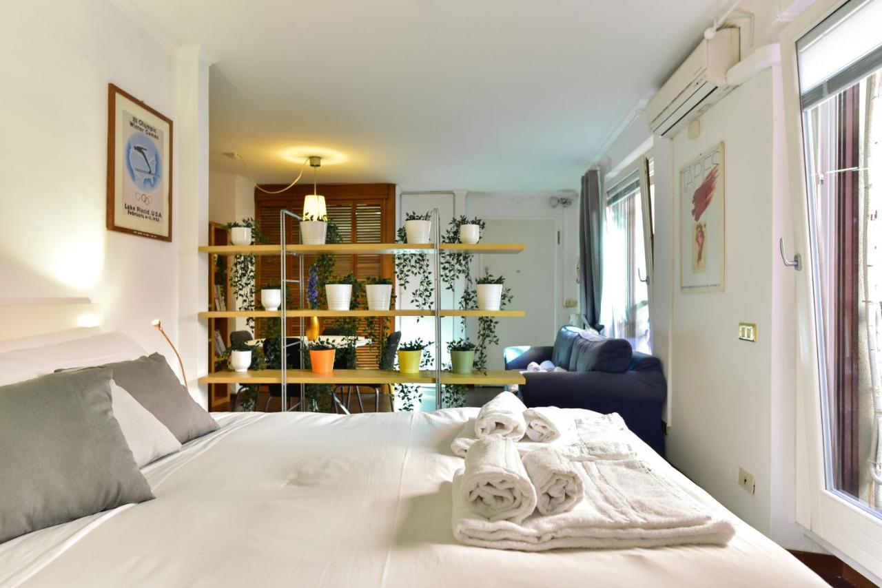Appartamento Piazza Navona Рим Екстер'єр фото